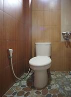 OYO 93003 B32 Homestay