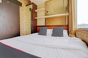 OYO Life Apartement Jarrdin By Fins Property