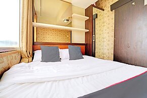 OYO Life Apartement Jarrdin By Fins Property