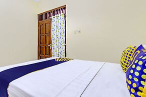 SPOT ON 93007 Guest House Lestari