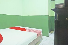 OYO 92994 Wisma Kencana Indah
