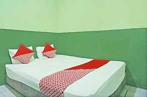 OYO 92994 Wisma Kencana Indah