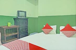 OYO 92994 Wisma Kencana Indah