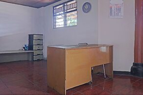 OYO 92994 Wisma Kencana Indah