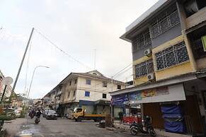 OYO 92989 Backpaker Seraya