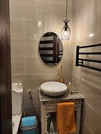 Instahomes by Tru - Garden Suites