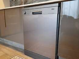 Instahomes by Tru - Garden Suites