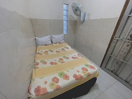 SPOT ON 93035 Karman's Sari Homestay Syariah