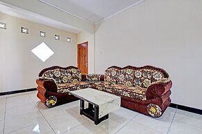 OYO 92884 Agustha Homestay
