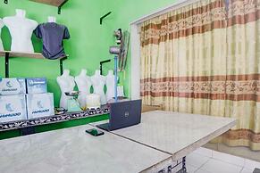 SPOT ON 92904 Penginapan Pakam