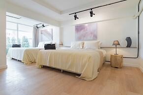 MINI-ME HUBS - Charm Suites in Old City