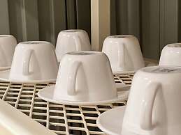 MINI-ME HUBS - Charm Suites in Old City