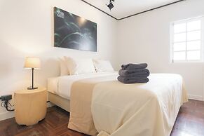 MINI-ME HUBS - Charm Suites in Old City
