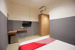 OYO 92988 City Room