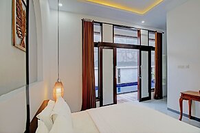 Collection O 93004 Double D Guest House