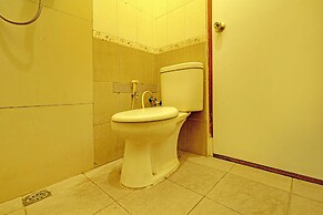 SPOT ON 92975 Aria Hostel Capsul Cihampelas