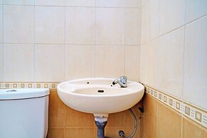 SPOT ON 92975 Aria Hostel Capsul Cihampelas