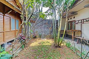 SPOT ON 92975 Aria Hostel Capsul Cihampelas