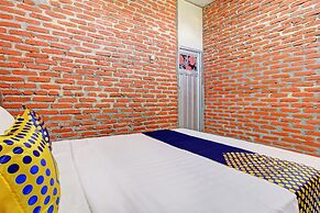 OYO Life 93010 Omah Bareng Syariah Sambisari