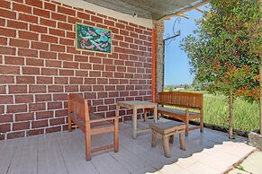 OYO Life 93010 Omah Bareng Syariah Sambisari