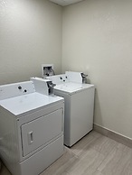 Red Roof Inn Charleston - Dunbar