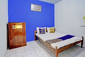 OYO Life 92921 Omaya Kost Syariah