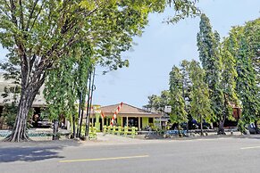 OYO Life 92921 Omaya Kost Syariah