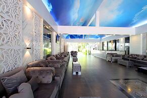 Pooh Beach Resort & Spa