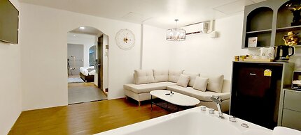 Pooh Beach Resort & Spa