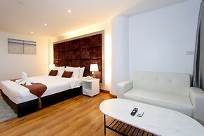 Pooh Beach Resort & Spa