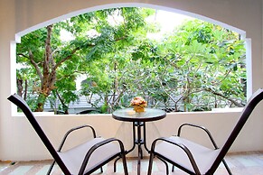 Pooh Beach Resort & Spa