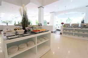 Pooh Beach Resort & Spa