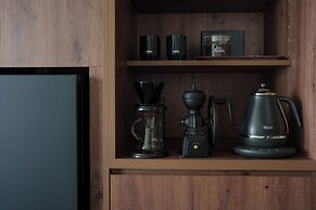 the b osaka-shinsekai