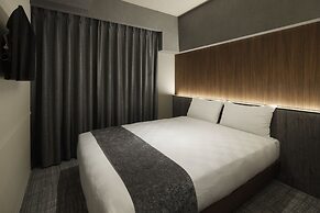 the b osaka-shinsekai