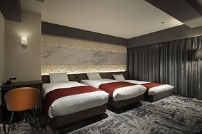 the b osaka-shinsekai