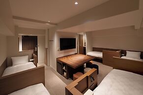 the b osaka-shinsekai