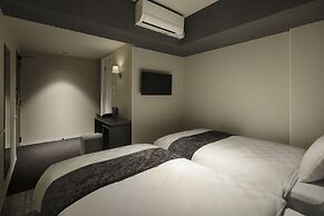 the b osaka-shinsekai