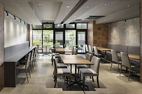 the b osaka-shinsekai