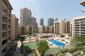 Luxurious Apt with Balcony The Greens Dubai