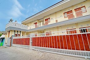 OYO 92952 Nirmala Guest House