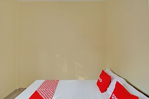 OYO 92952 Nirmala Guest House