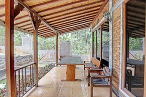 OYO 92912 Mtc Bunk Bed