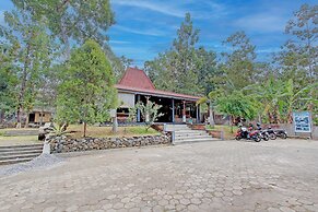 OYO 92912 Mtc Bunk Bed