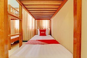 OYO 92912 Mtc Bunk Bed