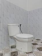 Super OYO 92945 Guest House Nusa Indah Syariah