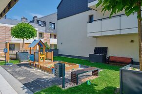 Family Apartment With AC by Renters