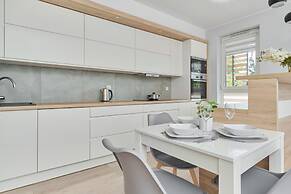 Family Apartment With AC by Renters