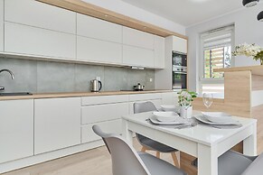 Family Apartment With AC by Renters