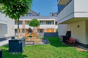 Family Apartment With AC by Renters