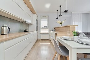 Family Apartment With AC by Renters